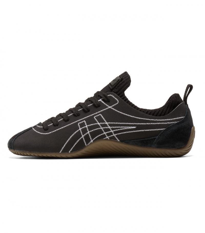 Men's Onitsuka Tiger Sclaw Low Tops Black / White | 12890-KUST