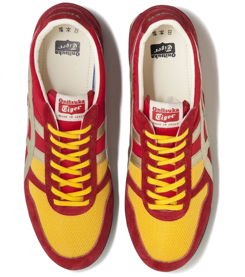 Men's Onitsuka Tiger Ultimate 81 Nm Sneakers Red / Gold | 51369-EWFU