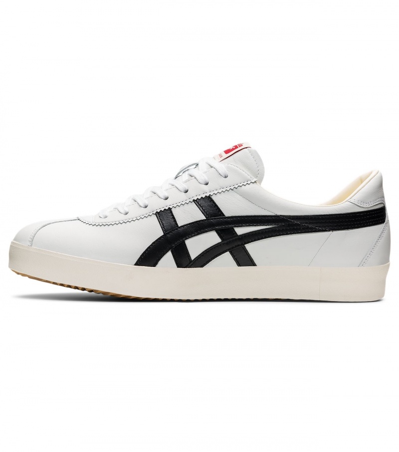 Men's Onitsuka Tiger Vickka Nm Sneakers White / Black | 63904-CJUD