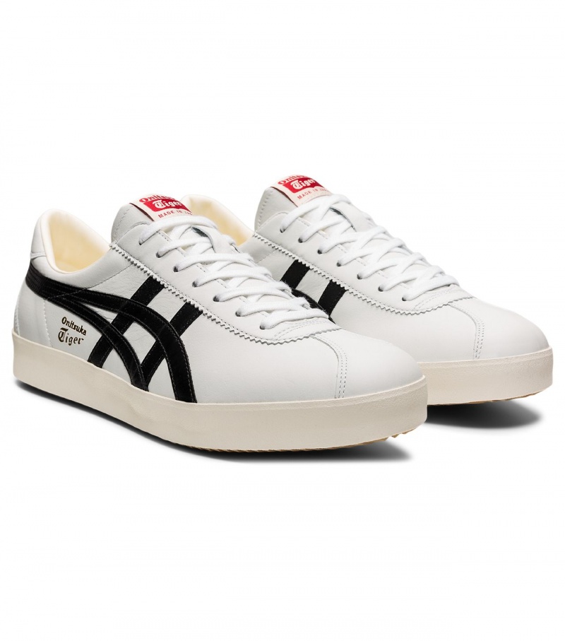 Men's Onitsuka Tiger Vickka Nm Sneakers White / Black | 63904-CJUD